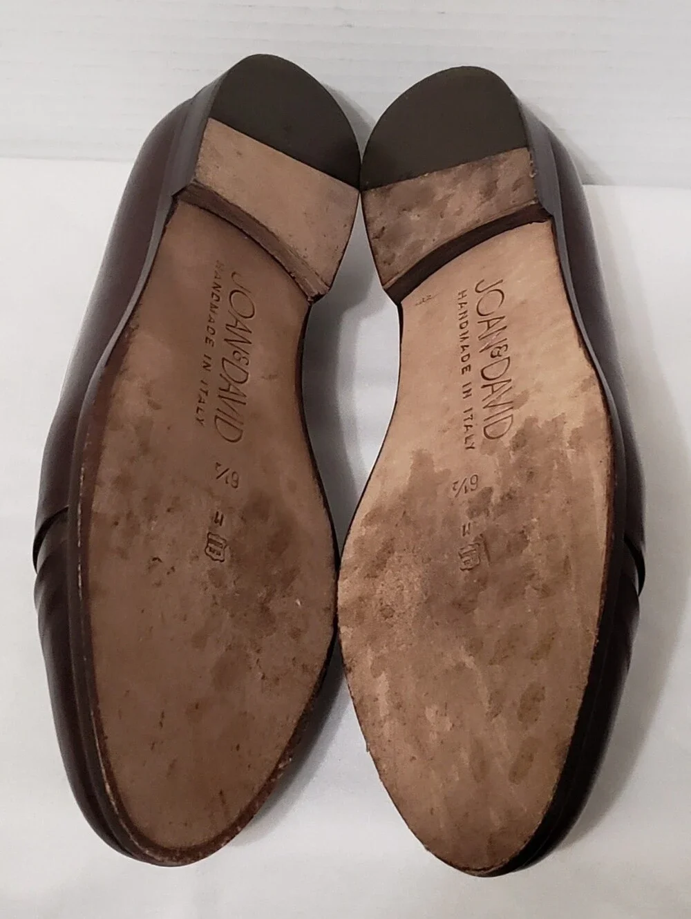 Vintage Burgundy Joan & David Flat Shoes Size 6.5M Bronze Accent Made In Italy